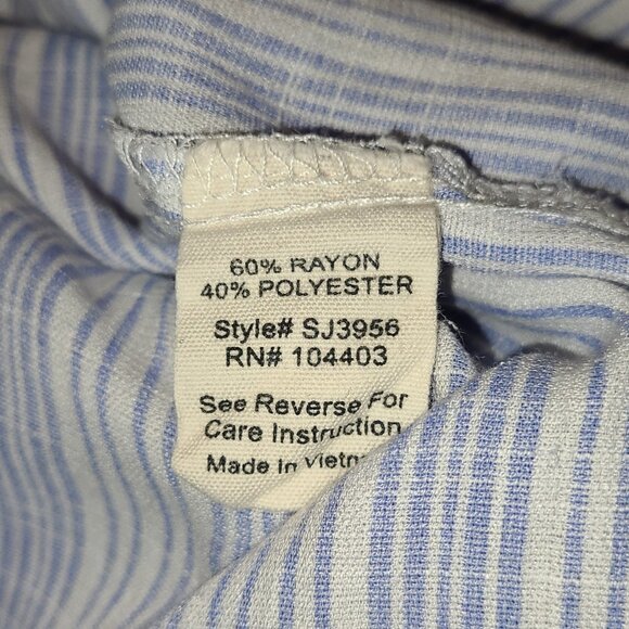 M | Sweet Wanderer | Cold-Shoulder Ruffle Top - Picture 5 of 5